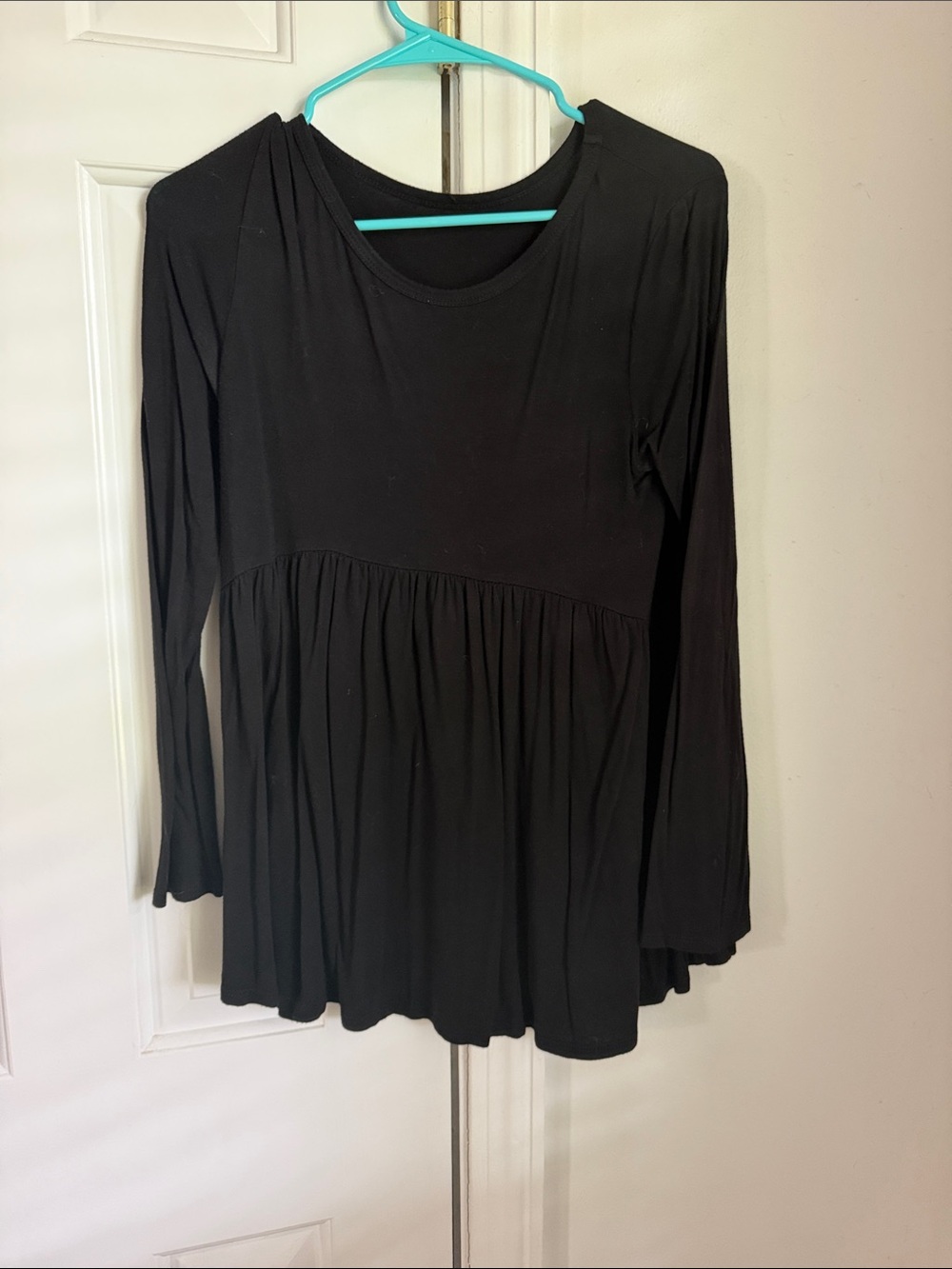 Women’s Black Long Sleeve Peplum Top